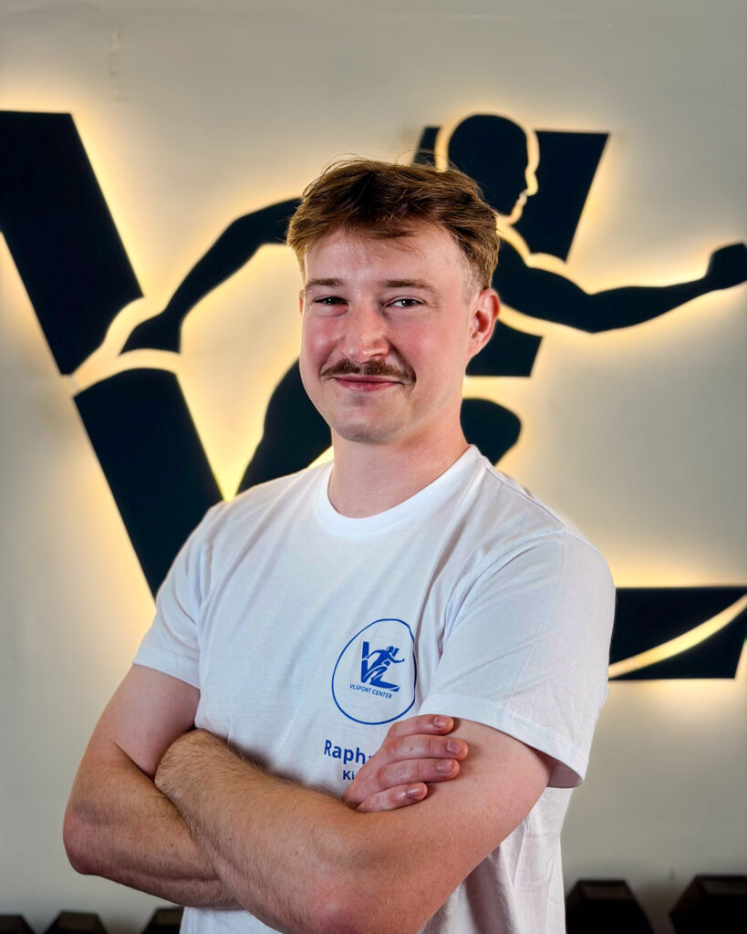 Raphaël Barbier - Kinésithérapeute Portrait de Raphael Barbier, kinésithérapeute chez vlsportcenter à Wavre
