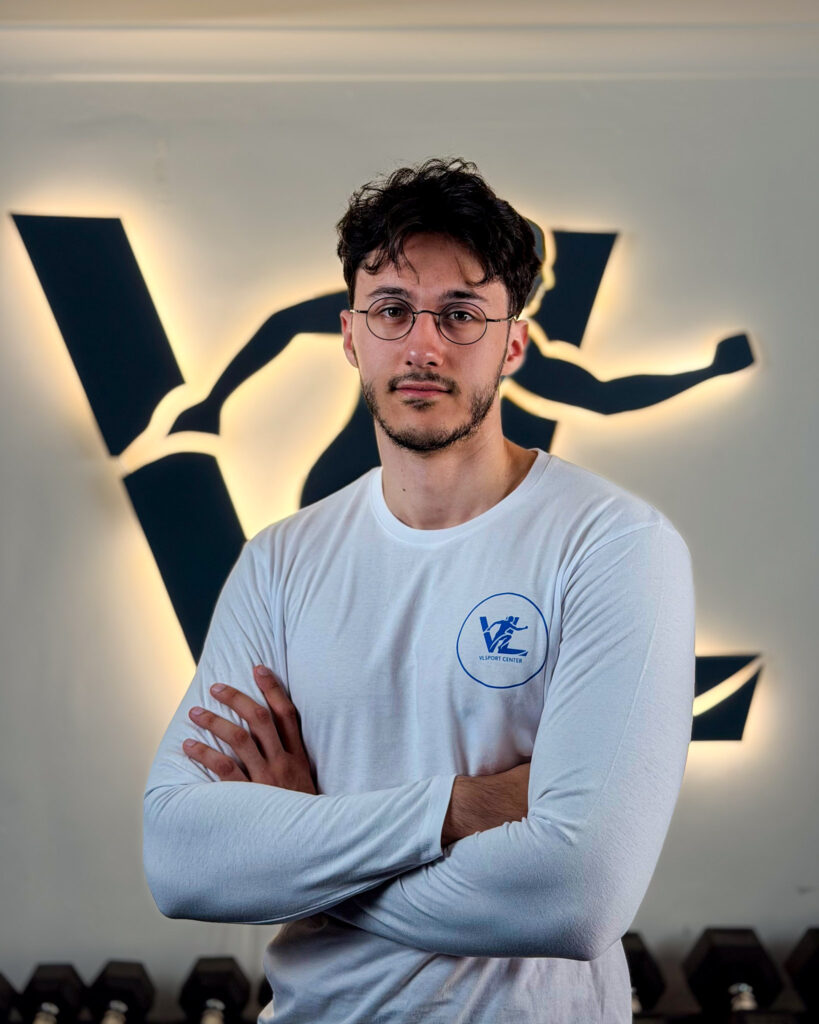 Alan Fontaine - Coach sportif Portrait d'Alan Fontaine, coach sportif chez Vlsportcenter à Wavre